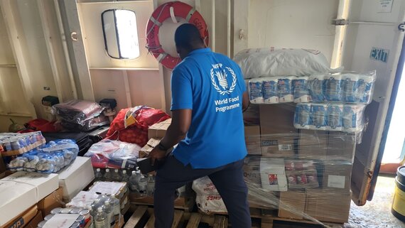 WFP joined a Government mission to transport emergency relief items to Union Island to assist those affected by Hurricane Beryl 